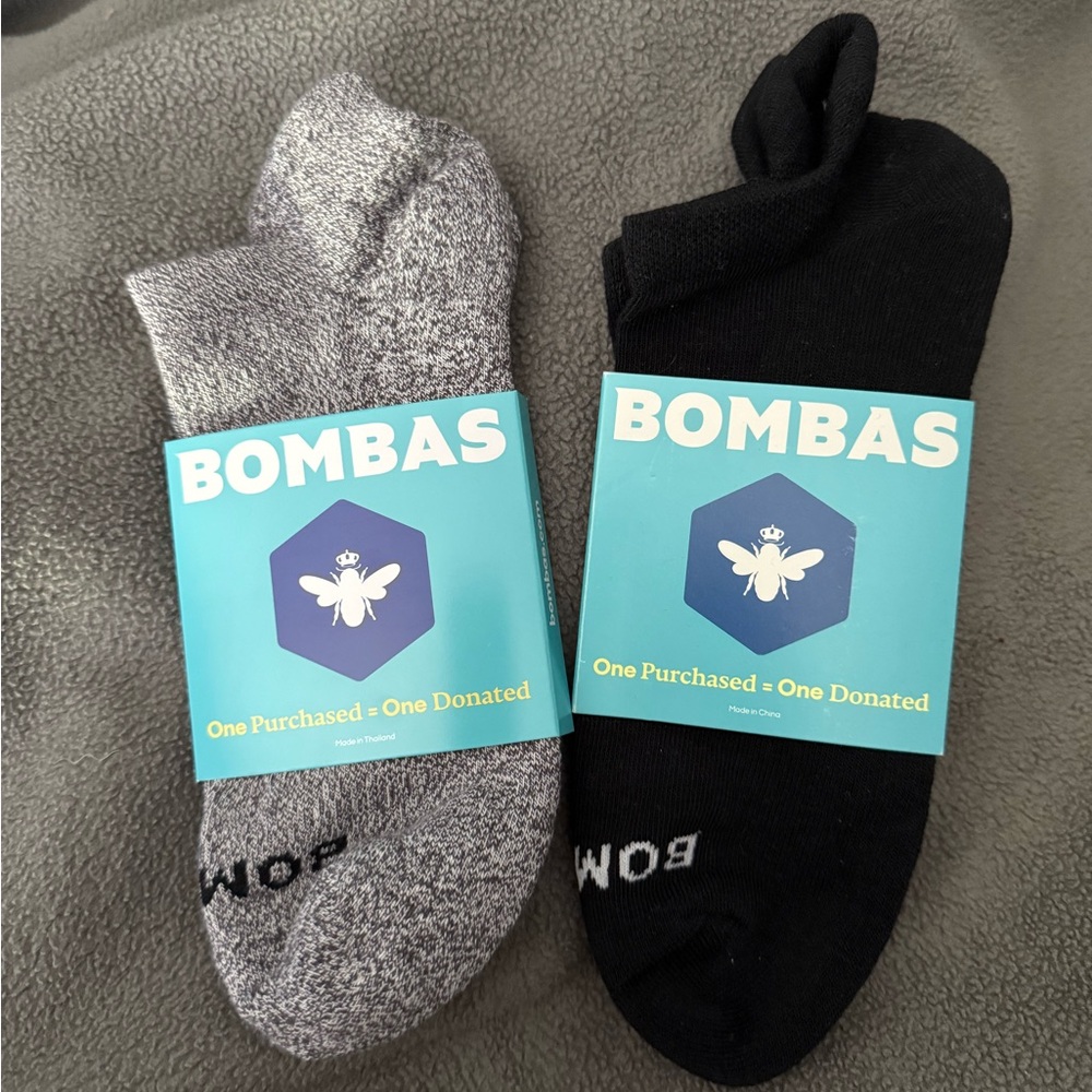 Bombas Men's Athletic Socks in Black and Gray